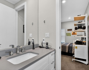 297 Estates Circle - Photo Thumbnail 14