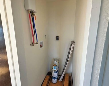 405 Blue Water Boulevard - Photo Thumbnail 25