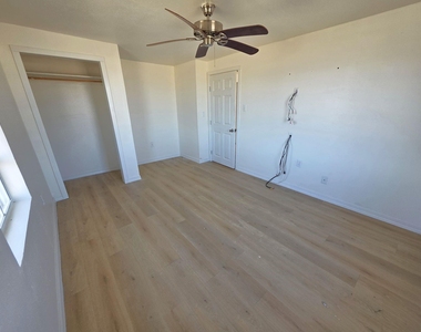405 Blue Water Boulevard - Photo Thumbnail 20
