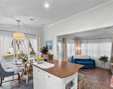 4751 Lafayette Lane W - Photo Thumbnail 7