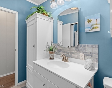 4751 Lafayette Lane W - Photo Thumbnail 9