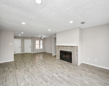 4915 Pecan Grove Drive - Photo Thumbnail 7