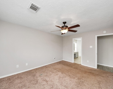 4915 Pecan Grove Drive - Photo Thumbnail 19