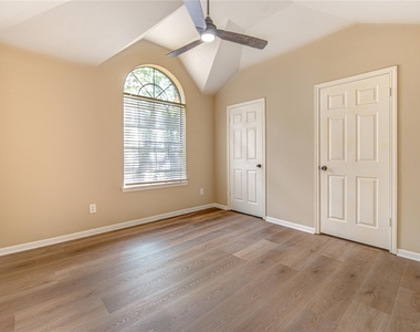 138 W New Meadows Drive - Photo Thumbnail 24