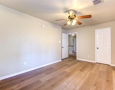138 W New Meadows Drive - Photo Thumbnail 31