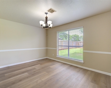 138 W New Meadows Drive - Photo Thumbnail 7