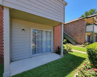 13611 Ravensway - Photo Thumbnail 30