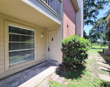 13611 Ravensway - Photo Thumbnail 1
