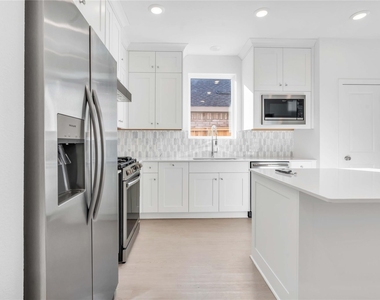 13728 Windward Mist Drive - Photo Thumbnail 6