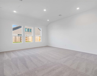 13728 Windward Mist Drive - Photo Thumbnail 11