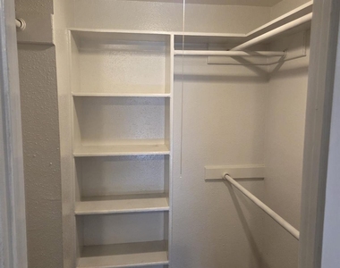 11549 S Kirkwood Road - Photo Thumbnail 7
