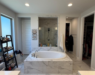 563 Santa Rosa Hills Drive - Photo Thumbnail 24