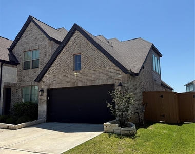 563 Santa Rosa Hills Drive - Photo Thumbnail 3