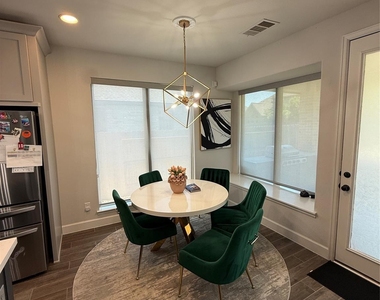563 Santa Rosa Hills Drive - Photo Thumbnail 17