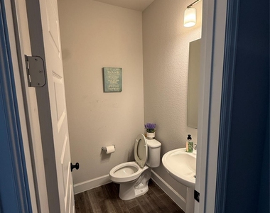 563 Santa Rosa Hills Drive - Photo Thumbnail 28