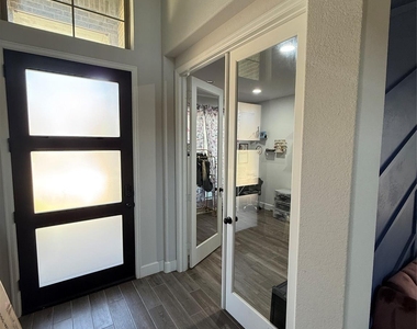 563 Santa Rosa Hills Drive - Photo Thumbnail 7