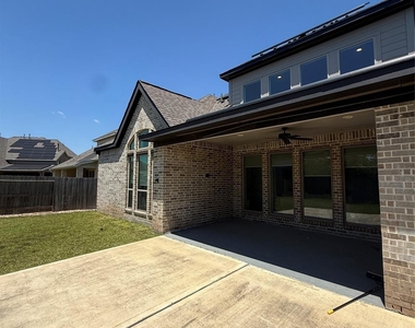 563 Santa Rosa Hills Drive - Photo Thumbnail 40