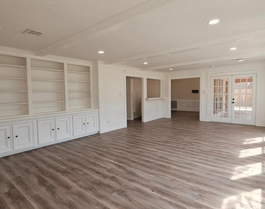 16627 Aldenham Place - Photo Thumbnail 2