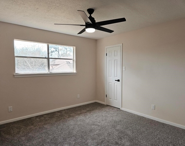 16627 Aldenham Place - Photo Thumbnail 20
