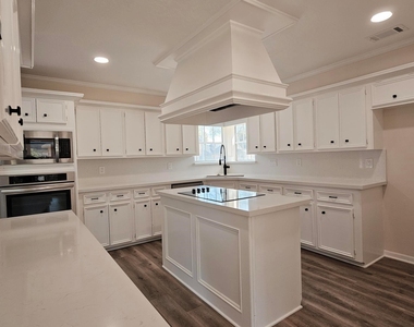 16627 Aldenham Place - Photo Thumbnail 5