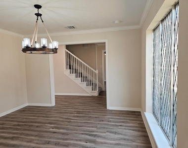 16627 Aldenham Place - Photo Thumbnail 4