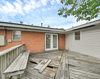 9953 Mango St - Photo Thumbnail 17