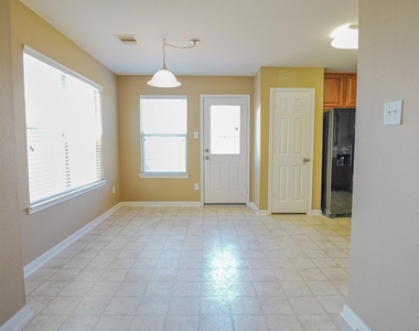 18014 Shady Cypress Lane - Photo Thumbnail 6