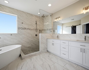 605 Dumble Street - Photo Thumbnail 24