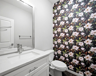 605 Dumble Street - Photo Thumbnail 38