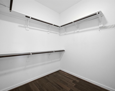 605 Dumble Street - Photo Thumbnail 29