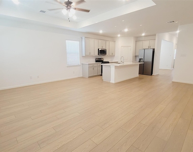 21523 Banpo Bend Drive - Photo Thumbnail 20