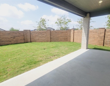 21523 Banpo Bend Drive - Photo Thumbnail 29