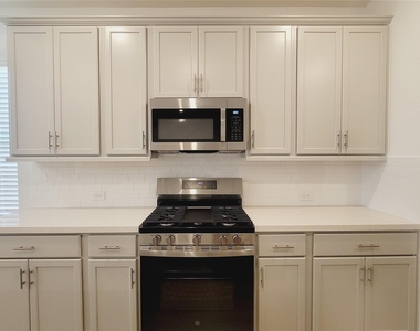 21523 Banpo Bend Drive - Photo Thumbnail 19