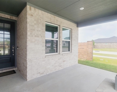 21523 Banpo Bend Drive - Photo Thumbnail 1