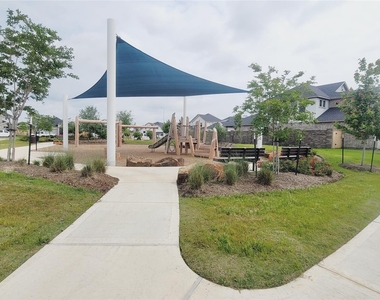21523 Banpo Bend Drive - Photo Thumbnail 31