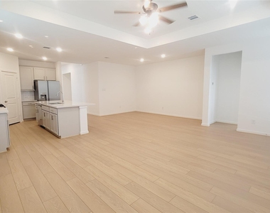21523 Banpo Bend Drive - Photo Thumbnail 21