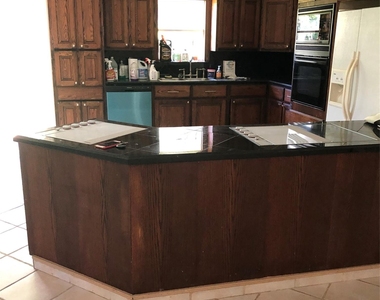 13426 Conklin Lane - Photo Thumbnail 4
