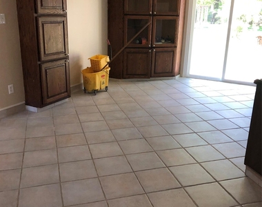 13426 Conklin Lane - Photo Thumbnail 7