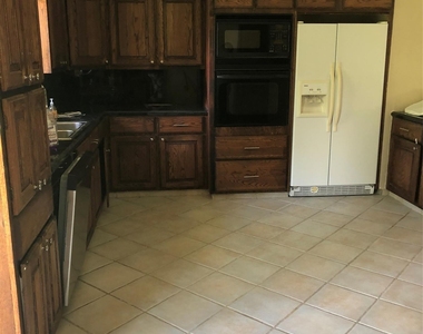 13426 Conklin Lane - Photo Thumbnail 6