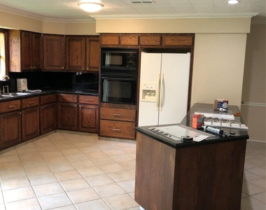 13426 Conklin Lane - Photo Thumbnail 5