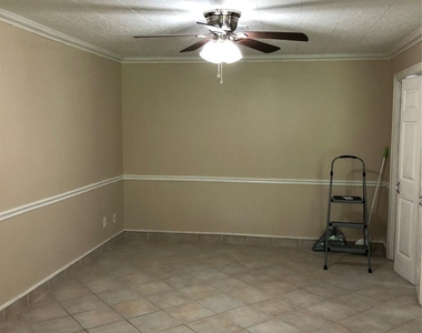 13426 Conklin Lane - Photo Thumbnail 12
