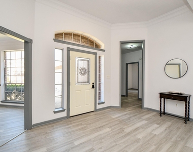 20011 Polly Creek Way - Photo Thumbnail 4