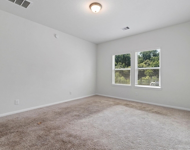 5319 Rivers Edge Drive - Photo Thumbnail 9