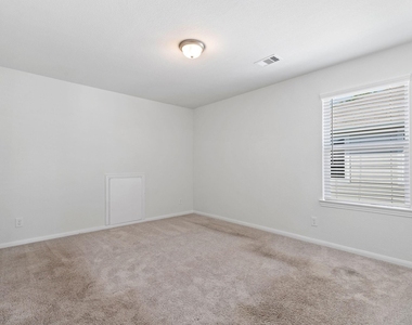 5319 Rivers Edge Drive - Photo Thumbnail 19