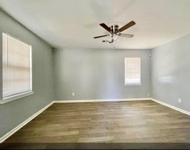 8745 Kimberly Drive - Photo Thumbnail 2