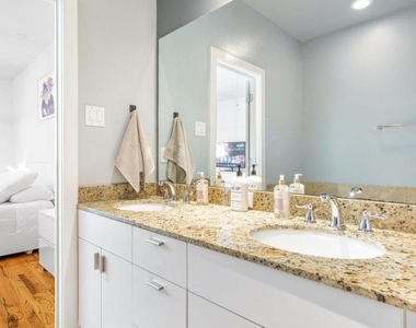 2220 Bastrop Street - Photo Thumbnail 8