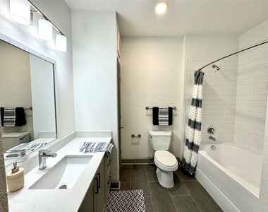 3333 Weslayan Street - Photo Thumbnail 4