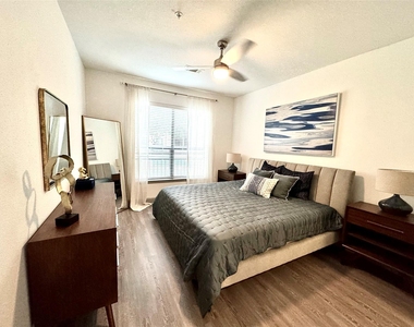 3333 Weslayan Street - Photo Thumbnail 2