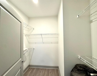3333 Weslayan Street - Photo Thumbnail 3