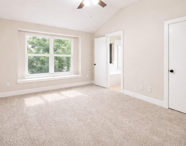 20022 Rustic Lake Ln - Photo Thumbnail 5